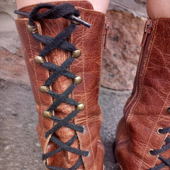Vintage Naturalizer Brown Lace-Up Boots - Picture 1 of 9